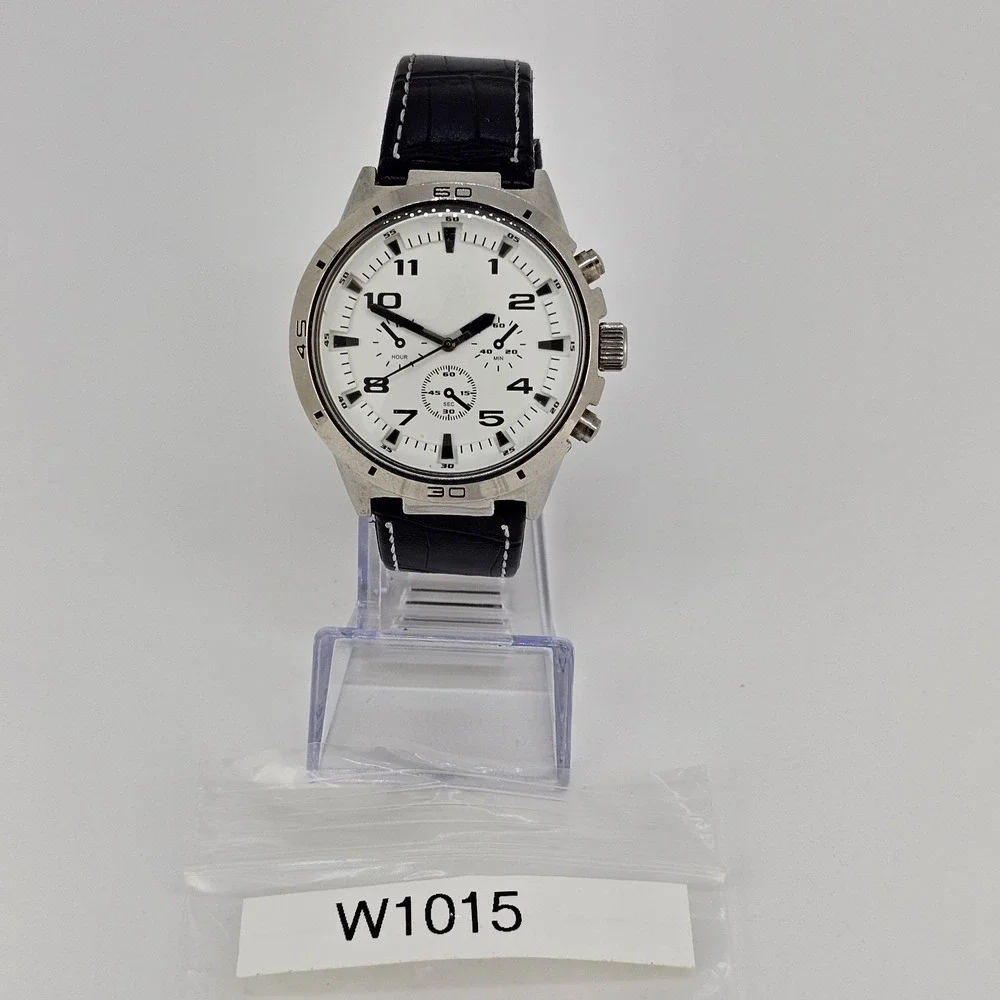 Men's Watch 44MM White Dial NEW Black Faux Leather Bands New Battery